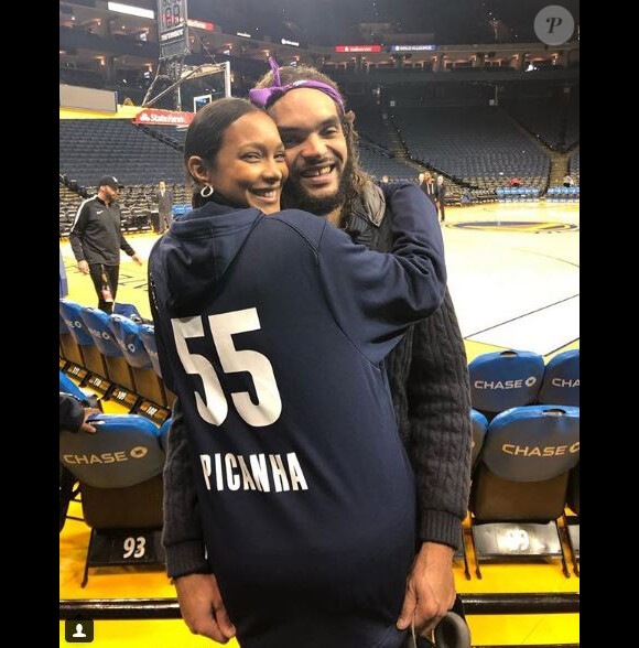 Lais Ribeiro est venue soutenir Joakim Noah lors du match des Grizzlies contre les Warriors le 19 décembre 2018.