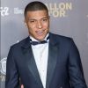 Kylian Mbappé (Paris Saint-Germain Trophée Kopa, recomposant le meilleur joueur de moins de 21 ans) - Tapis rouge de la cérémonie du Ballon d'or France Football 2018 au Grand Palais à Paris, France, le 3 décembre 2018. le Croate L.Modric remporte le trophée 2018. © Cyril Moreau/Bestimage