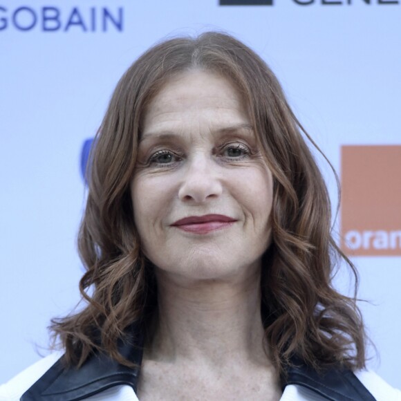 Isabelle Huppert - 15e édition du Prix Dialogo à la Amistad Hispano Francesa à Madrid, le 19 juin 2018.