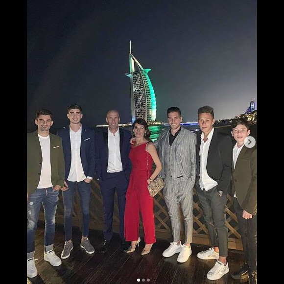 Zinédine Zidane en famille pour fêter Noël à Dubaï. Instagram, le 24 décembre 2018.