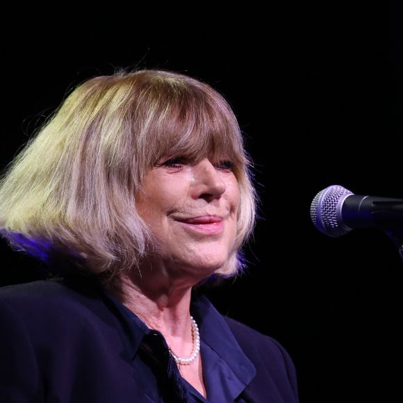 Marianne Faithfull - Soirée "ICCARRE" (Intermittents en Cycles Courts, les Anti Rétroviraux Restent Efficaces), la juste posologie dans les traitements du SIDA, à la maison Jean Paul Gaultier à Paris, le 23 novembre 2015. © Denis Guignebourg/Bestimage
