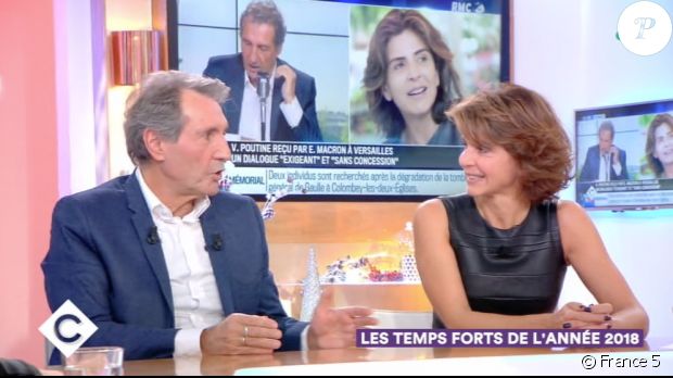 Jean-Jacques Bourdin et Anne Nivat dans &quot;C à vous&quot; sur France 5. Le 26 décembre 2018.
