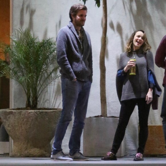 Exclusif - Rachel McAdams et Jamie Linden à la sortie d'un restaurant avec des amis le 29 décembre 2018 à Los Angeles