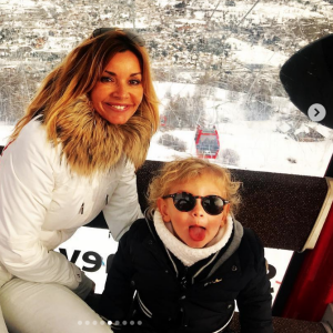 Ingrid Chauvin et son fils Tom en vacances au ski à Serre Chevalier, le 29 décembre 2018.