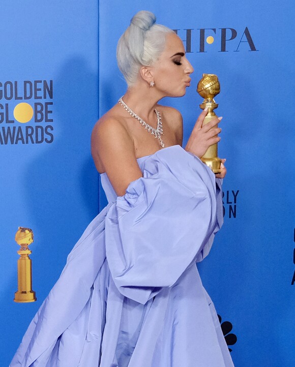 Lady Gaga (robe Valentino, bijoux Tiffany & Co) lors de la press room de la 76ème cérémonie annuelle des Golden Globe Awards au Beverly Hilton Hotel à Los Angeles, Calfornie, Etats-Unis, le 6 janver 2019.