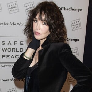 Exclusif - Isabelle Adjani - Lancement du site de la marque "Safe World Peace" à la Société d'Encouragement pour l'Industrie Nationale à Paris, le 22 octobre 2018. © Pierre Perusseau/Bestimage