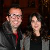 Semi-exclusif - Cyrille Eldin avec sa compagne Sandrine Calvayrac lors de la générale de la pièce "Ramsès II" au théâtre des Bouffes-Parisiens à Paris le 23 octobre 2017. © Coadic Guirec/Bestimage