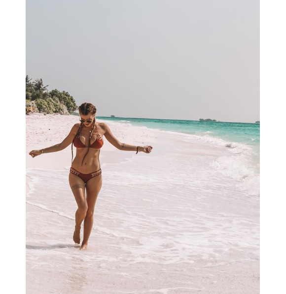 Jessica Thivenin aux Maldives le 6 janvier 2019.