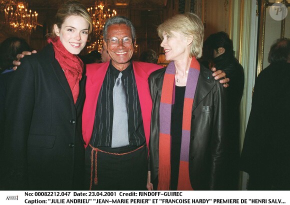 Julie Andrieu, Jean-Marie Périer et Françoise Hardy - Première d'Henri Salvador à l'Olympia le 23 avril 2001.