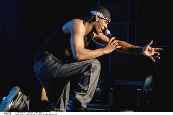 R. Kelly en concert à Hanovre. Septembre 2001.
