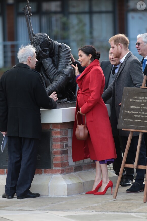 Le prince Harry, duc de Sussex, et Meghan Markle, duchesse de Sussex, sont en visite à Birkenhead le 14 janvier 2019.