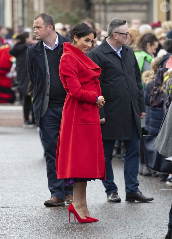 Le prince Harry, duc de Sussex, et Meghan Markle, duchesse de Sussex en visite dans la ville de Birkenhead, ici au square Hamilton, le 14 janvier 2019.