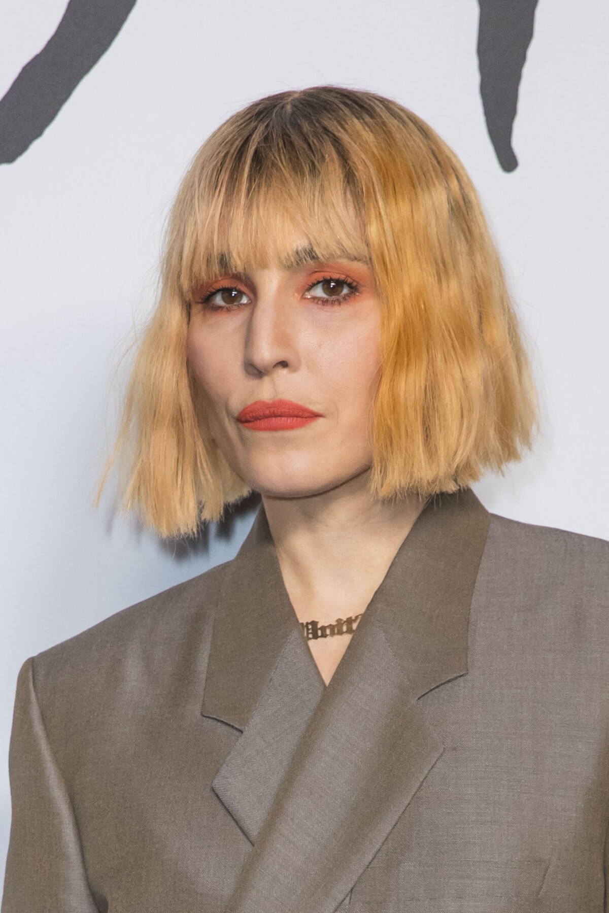 Photo Noomi Rapace Lors Du Photocall Du Défilé Christian Dior Homme Automne Hiver 20182019 Au