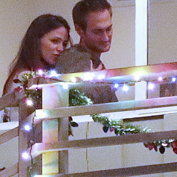Exclusif - Jennifer Garner et son compagnon John Miller se retrouvent en amoureux à Los Angeles le 7 janvier 2019.
