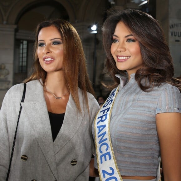 Malika Ménard (Miss France 2010) et Vaimalama Chaves (Miss France 2019) au front row du défilé Tony Ward lors de la Fashion Week Haute Couture collection printemps/été 2019 de Paris, France, le 21 janvier 2019. © Denis Guignebourg/Bestimage