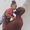 Kaaris avec sa fille Okou Brooklyn Amra pour ses premiers mots après sa sortie de prison. Le 24 août 2018.