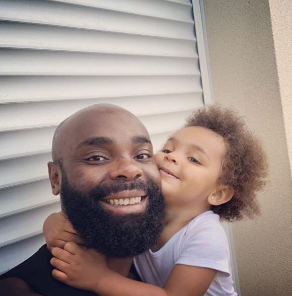 Kaaris avec sa fille Okou Brooklyn Amra sur Instagram le 3 juin 2018. 