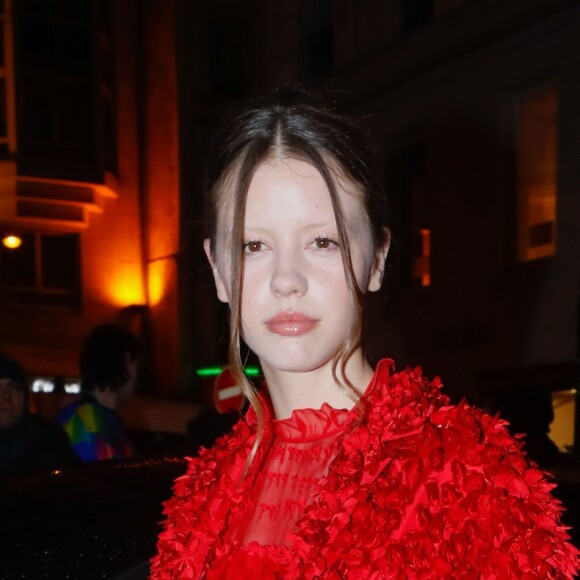 Mia Goth - Arrivées des people au défilé de mode Haute-Couture printemps-été 2019 Valentino à l'hôtel Salomon de Rotschild à Paris le 23 janvier 2019. © Veeren-CVS/Bestimage