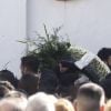 Image des obsèques du petit Julen Rosello, 2 ans, le 27 janvier 2019 à Malaga, en présence de centaines de personnes. Tombé dans un puits le 13 janvier 2019 à Totalan dans le sud de l'Espagne, l'enfant avait été retrouvé mort après 13 jours de recherches acharnées.