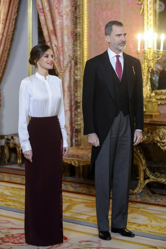 Le roi Felipe VI et la reine Letizia d'Espagne lors de la réception du corps diplomatique à Madrid. Le 22 janvier 2019.