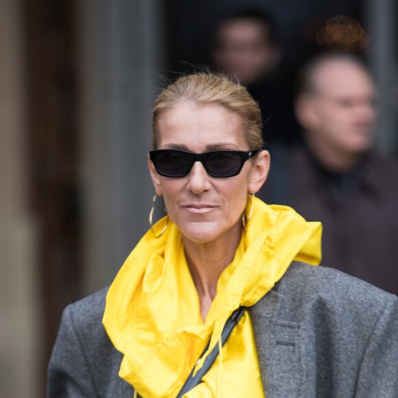 Céline Dion quitte l'hôtel de Crillon à Paris le 29 janvier 2019.