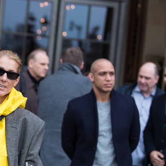 Céline Dion quitte l'hôtel de Crillon à Paris le 29 janvier 2019.