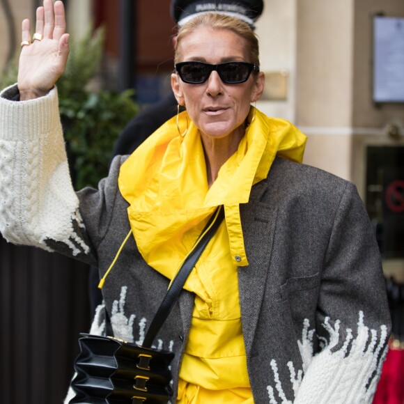 Céline Dion quitte l'hôtel de Crillon à Paris le 29 janvier 2019.