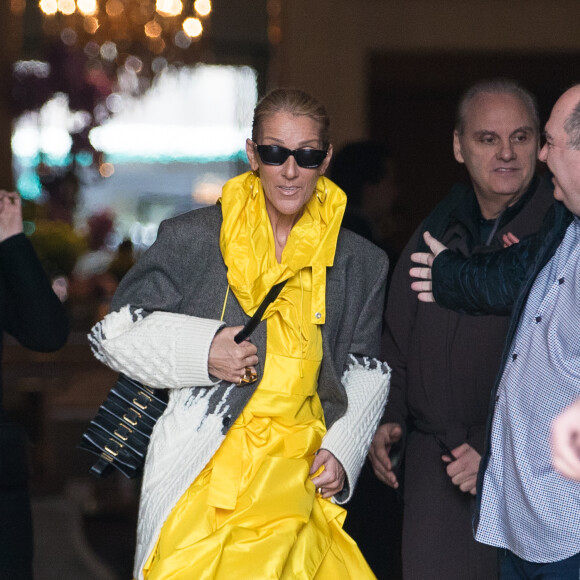 Céline Dion quitte l'hôtel de Crillon à Paris le 29 janvier 2019.