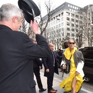 Céline Dion quitte l'hôtel de Crillon à Paris le 29 janvier 2019.
