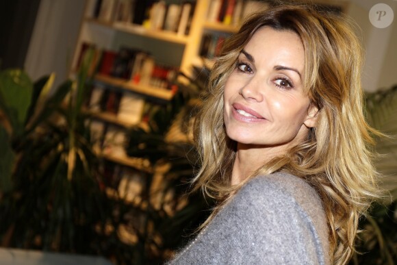 Exclusif - Ingrid Chauvin dédicace son nouveau livre-CD "Le vilain petit canard" de la collection "Les contes d'Ingrid Chauvin" aux Galeries Lafayette Haussmann à Paris, France, le 23 novembre 2018. © Cédric Perrin/Bestimage