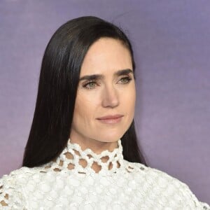 Jennifer Connelly, entièrement habillée en Louis Vuitton à l'avant-première de "Alita: Battle Angel" à Londres, le 31 janvier 2019.