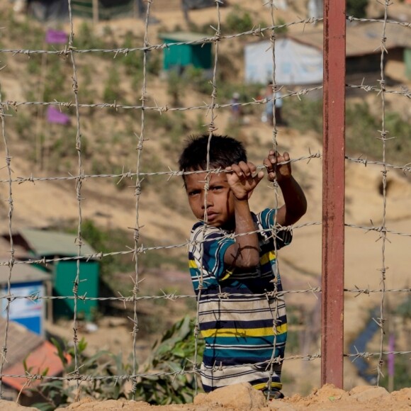 Angelina Jolie parle lors d'une conférence de presse de l'UNHCR au Bangladesh le 5 février 2019