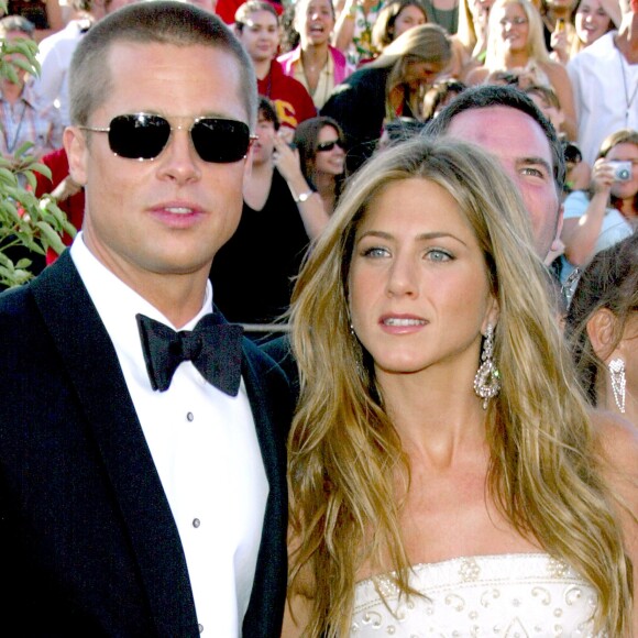 Brad Pitt et Jennifer Aniston - 56e cérémonie des Emmy Awards, à Los Angeles, le 19 septembre 2004.