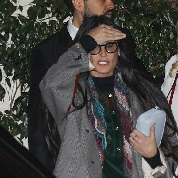 Demi Moore - Les célébrités quittent la soirée du 50ème anniversaire de Jennifer Aniston au Sunset Towers Hotel à West Hollywood, son ex compagnon B. Pitt était invité à la soirée le 9 février, 2019