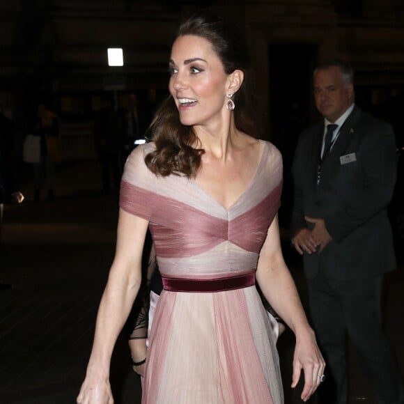 Catherine (Kate) Middleton, duchesse de Cambridge assiste au dîner de gala "100 Women in Finance" au profit des écoles pour la santé mentale au Victoria and Albert Museum de Londres, Royaume Uni, le 13 février 2019.