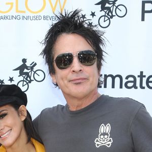 Brittany Furlan et son fiancé Tommy Lee à la journée Off The Menu x Postmates: Secret Burger Showdown au Wallis Annenberg Center à Beverly Hills, le 26 mai 2018.