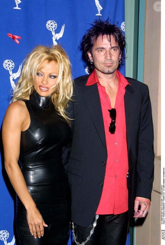 Pamela Anderson et Tommy Lee à Hollywood le 2 avril 2001.