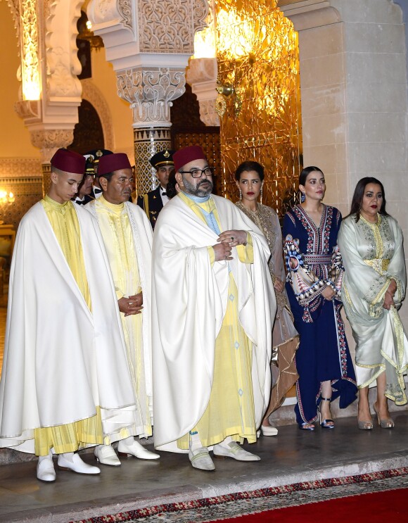 Le roi Mohammed VI et sa famille accueillaient la reine Letizia et le roi Felipe VI d'Espagne le 13 février 2019 au palais royal à Rabat pour un dîner de gala dans le cadre de leur visite officielle de deux jours.