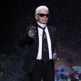 Le styliste Karl Lagerfeld - Défilé de mode "Fendi", collection Haute-Couture automne-hiver 2017/2018, à Paris. Le 5 juillet 2017