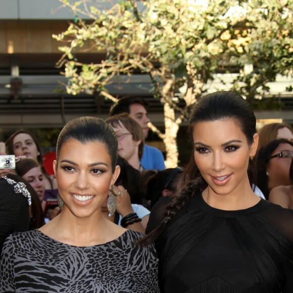 Kylie Jenner, Kourtney Kardashian, Kim Kardashian, Kendall Jenner - Première du film "Eclipse" à Los Angeles le 24 juin 2010.