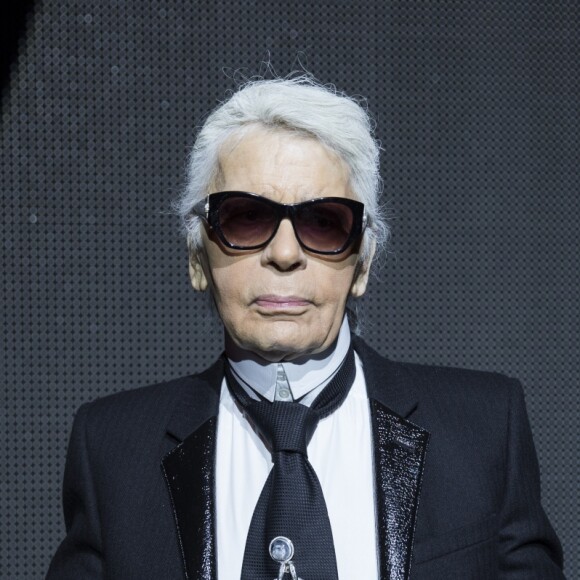 Karl Lagerfeld - Photocall au Défilé PAP Dior Hommes automne/hiver 2016-2017 au Tennis Club de Paris le 23 janvier 2016.