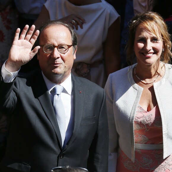 Ségolène Royal et François Hollande - Mariage de Thomas Hollande et de la journaliste Emilie Broussouloux l'église de Meyssac en Corrèze, près de Brive, ville d'Emiie. Le 8 Septembre 2018. © Patrick Bernard-Guillaume Collet / Bestimage