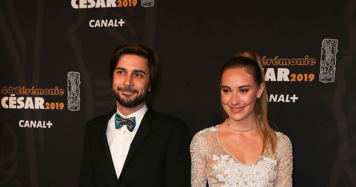 âge Valentin Morel Fils De François Morel Déborah François et son compagnon Victor - Photocall de la 44ème
