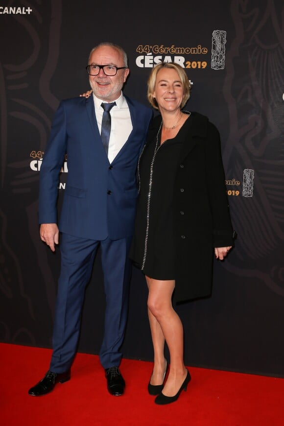 Olivier Baroux et sa femme Coralie - Photocall de la 44ème cérémonie des César à la salle Pleyel à Paris. Le 22 février 2019 © Borde-Jacovides / Bestimage