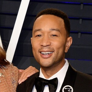 Chrissy Teigen et son mari John Legend à la soirée Vanity Fair Oscar Party à Los Angeles, le 24 février 2019
