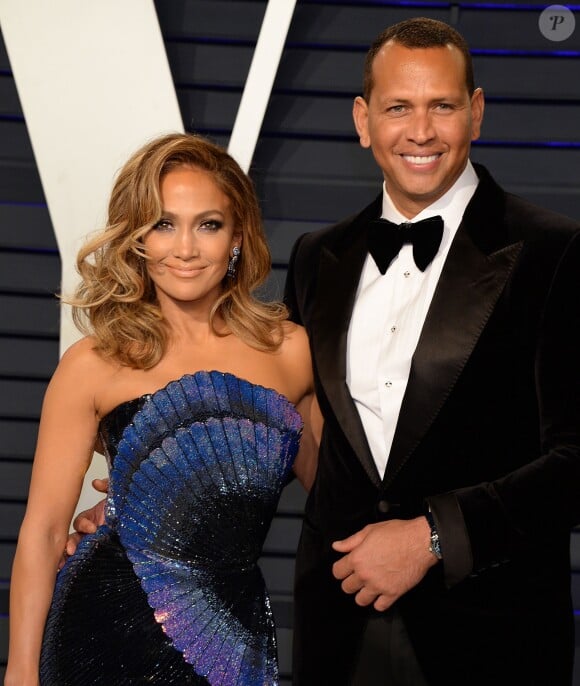 Jennifer Lopez et son compagnon Alex Rodriguez à la soirée Vanity Fair Oscar Party à Los Angeles, le 24 février 2019