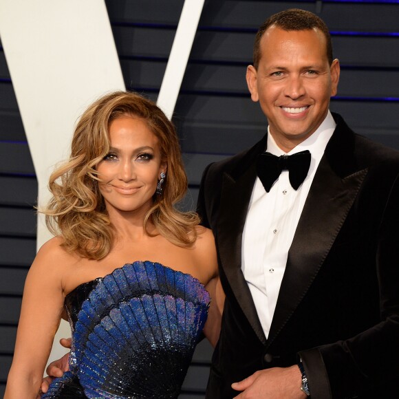 Jennifer Lopez et son compagnon Alex Rodriguez à la soirée Vanity Fair Oscar Party à Los Angeles, le 24 février 2019
