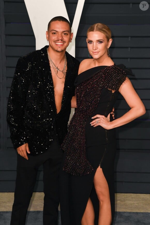 Evan Ross et sa femme Ashlee Simpson à la soirée Vanity Fair Oscar Party à Los Angeles, le 24 février 2019
