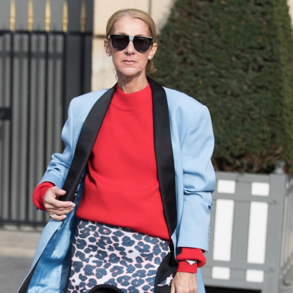 Céline Dion sort de l'hôtel de Crillon à Paris le 31 janvier 2019.