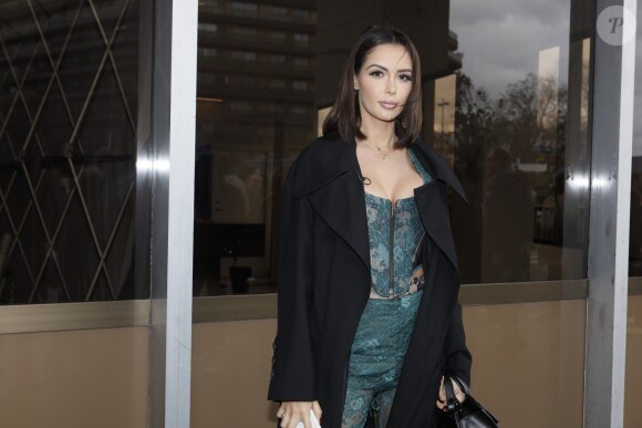 Semi-exclusif - Nabilla Benattia arrive au défilé de mode Vivienne Westwood collection prêt-à-porter Automne-Hiver 2019/2020 lors de la fashion week à Paris, France, le 2 mars 2019.